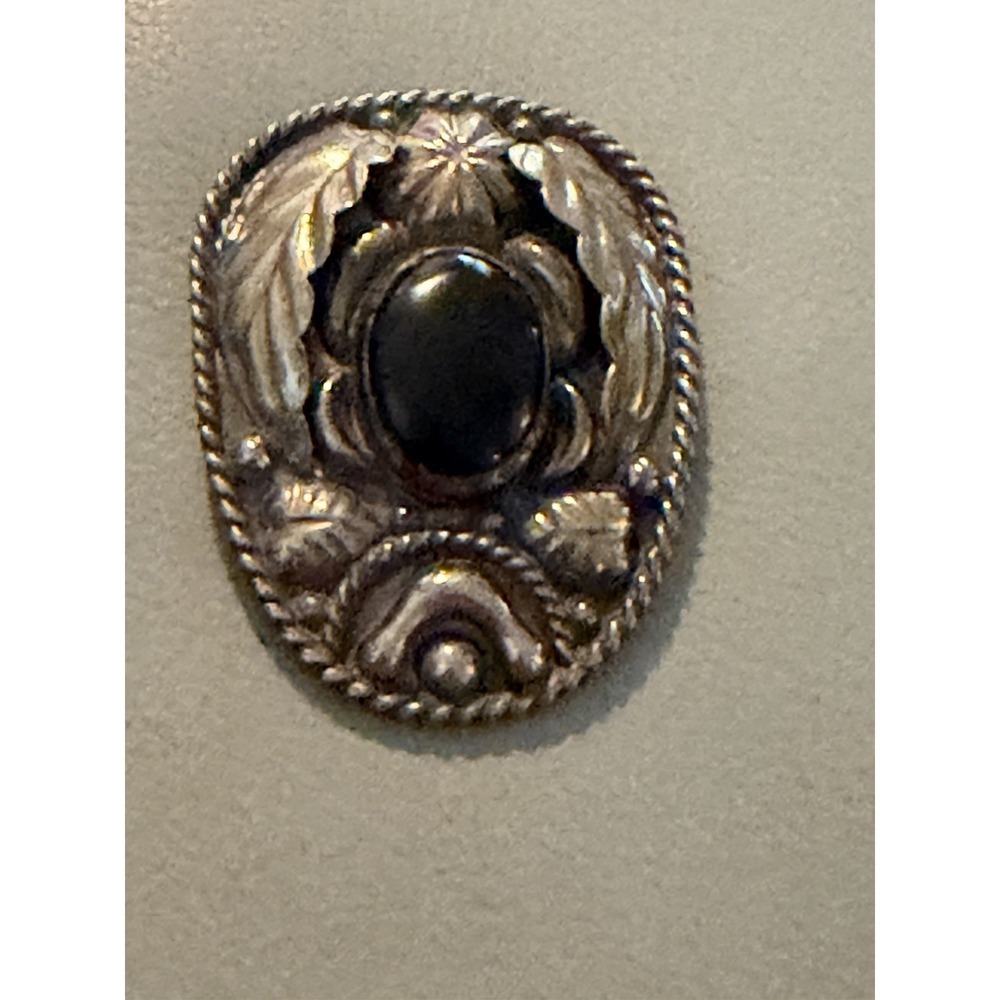 Vintage Metal Bolo Tie, Nice Alpaca Design, Leaf, Shells, Black Onyx Stone, Nice